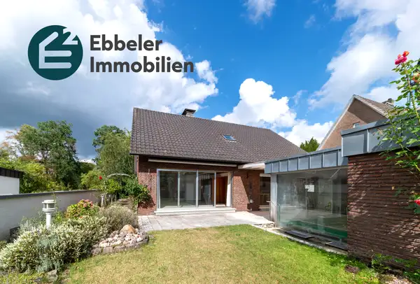 Großzügiges Einfamilienhaus mit Pool, Sauna & Kamin, in Top-Lage von Borken